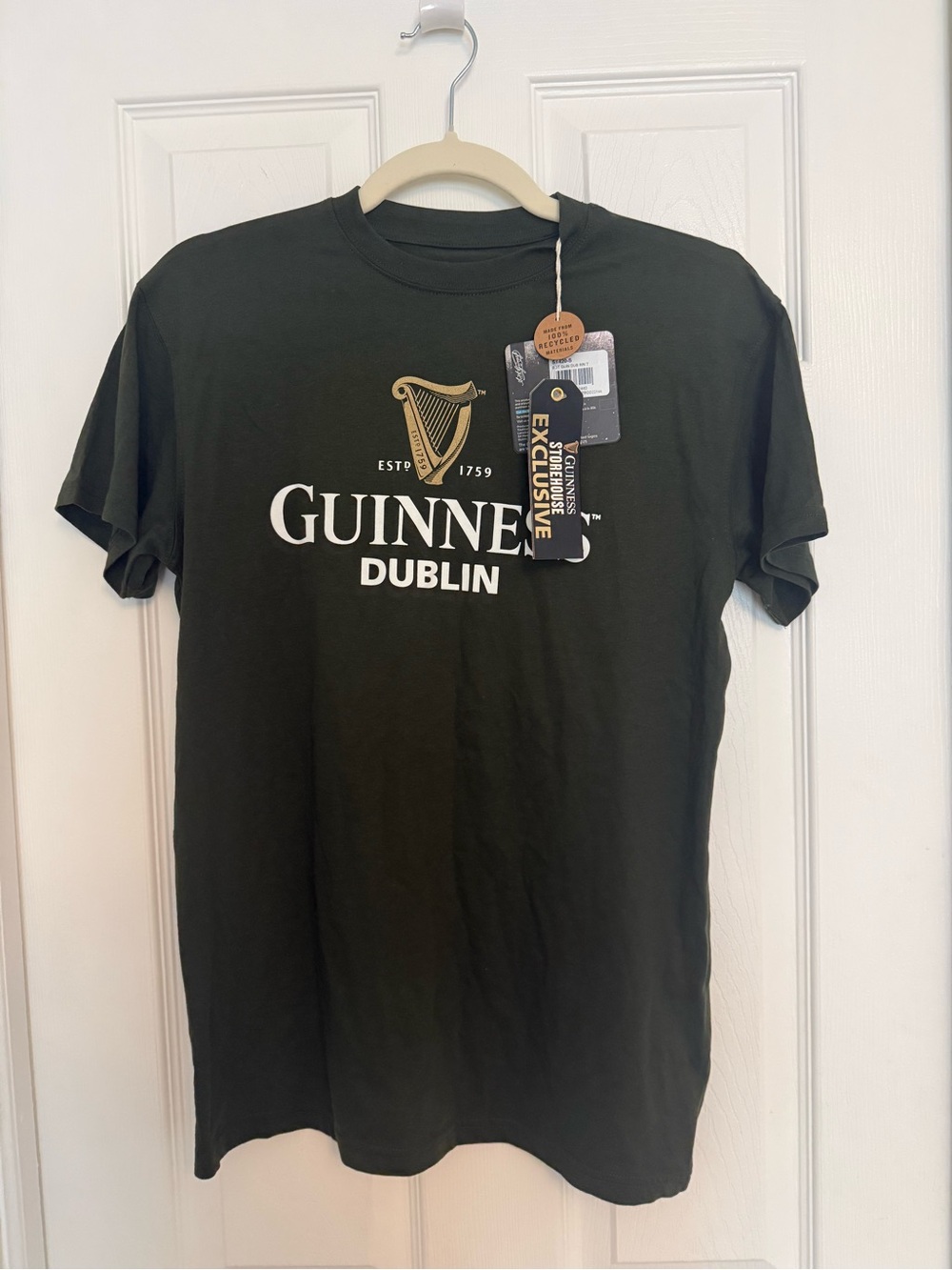 Guinness Beer Dublin Ireland Green Tee Shirt XS NEW